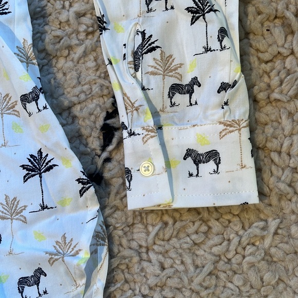NWT Ann Taylor white button up long sleeve top with zebras and palm trees - Picture 6 of 10